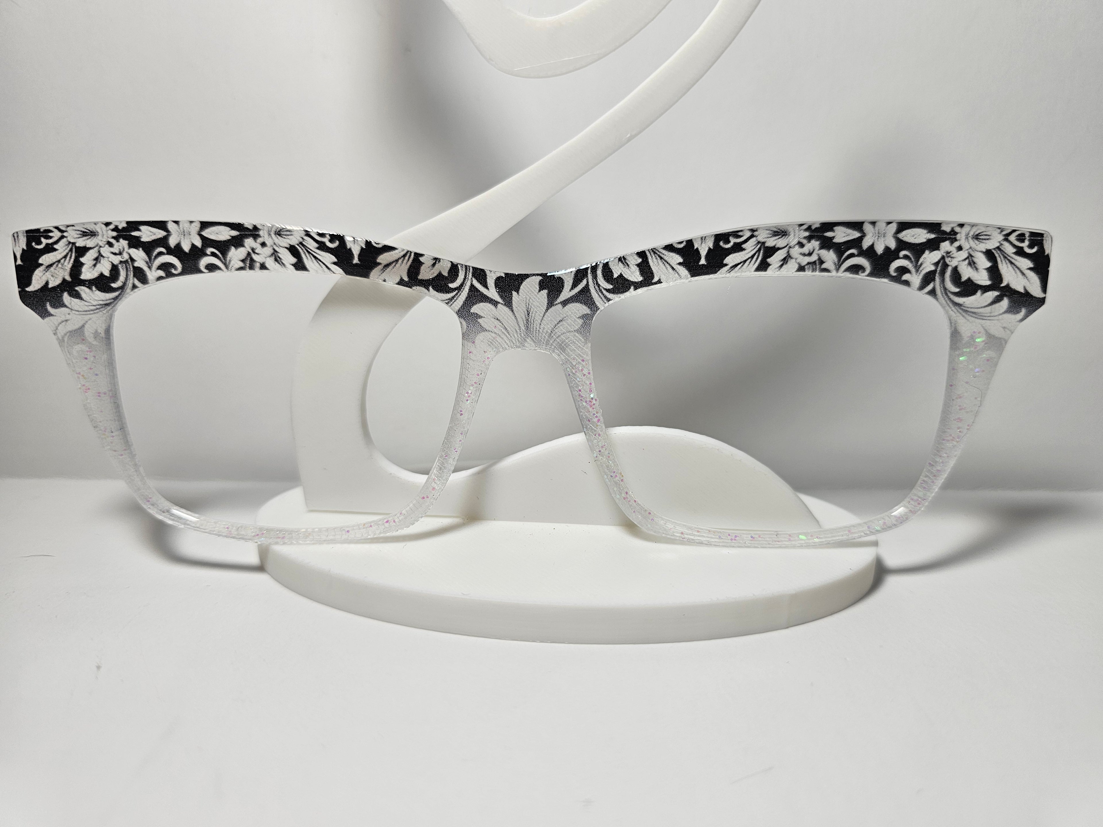 Damask Glass