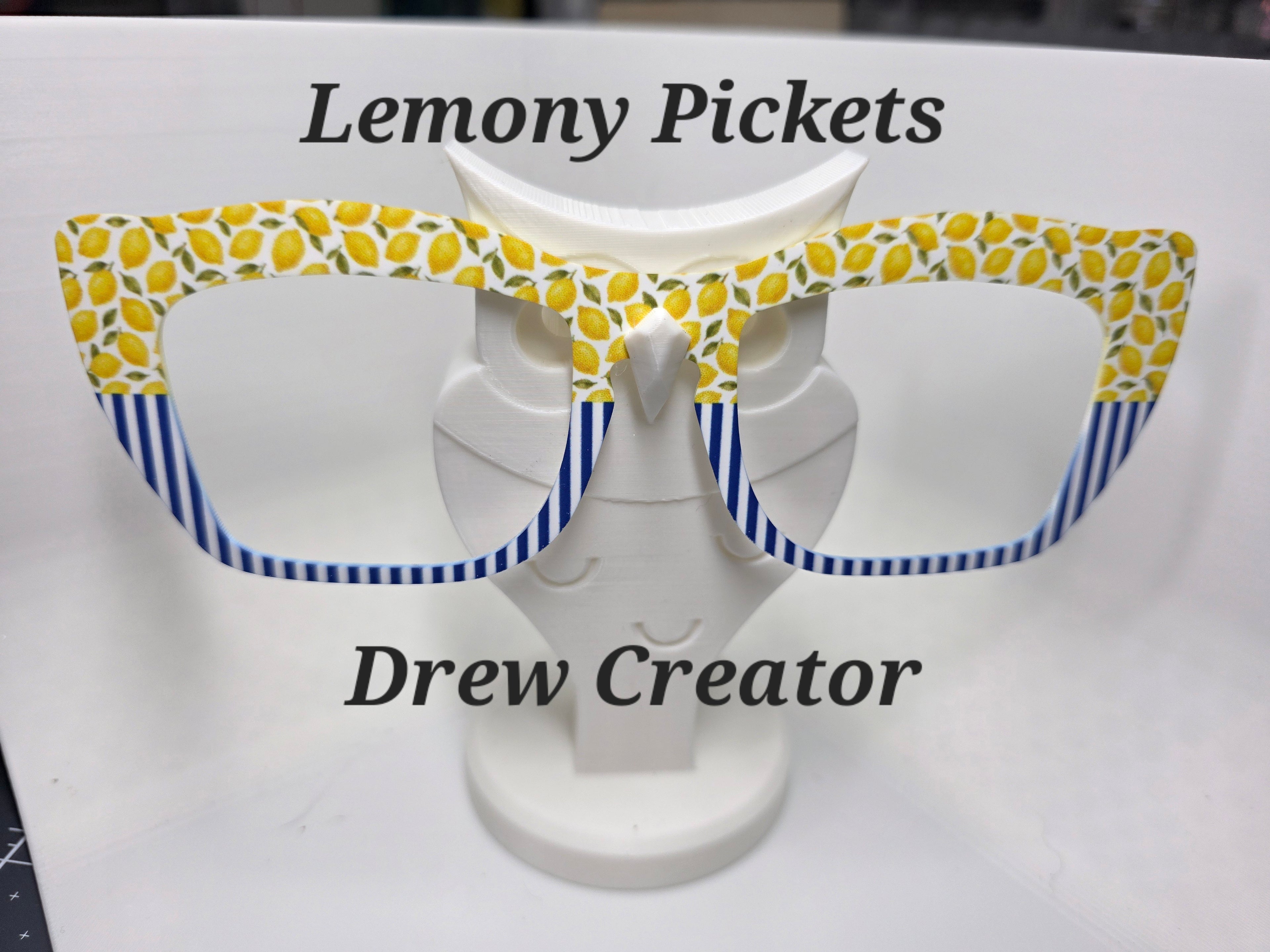 Lemony Pickets