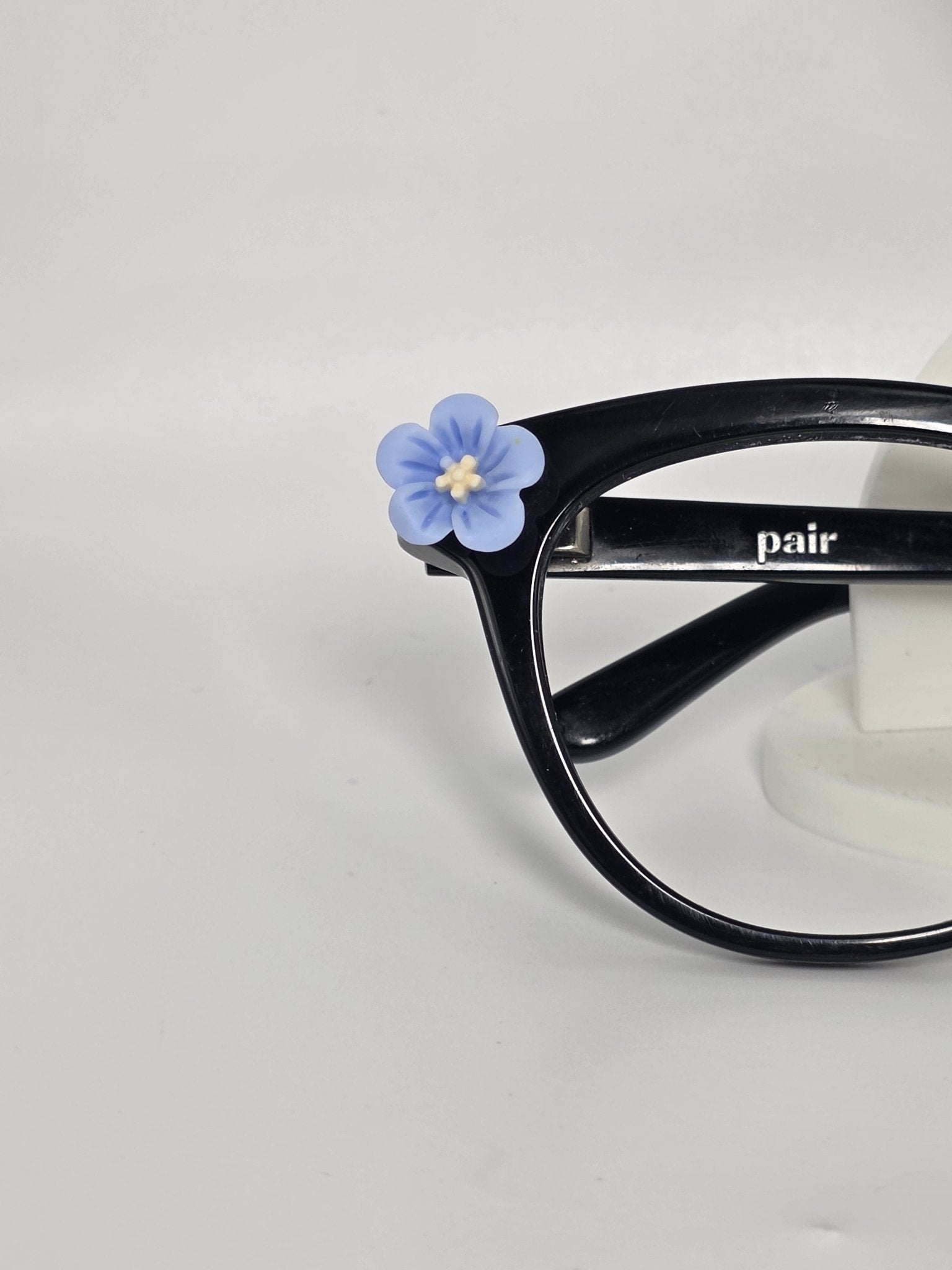 Baby Blue Flowersl Charms - R3dvelvetee