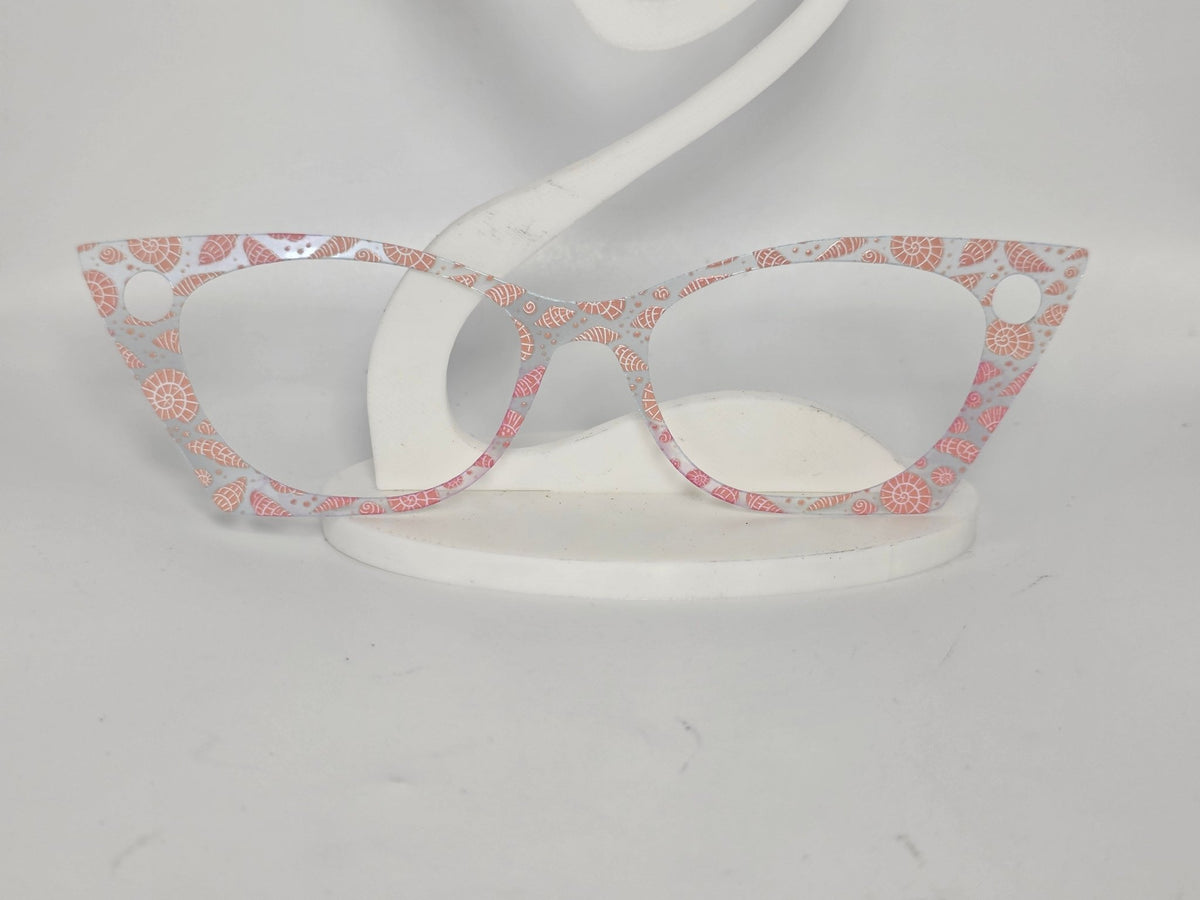 Beachcomber Finds - R3dvelvetee