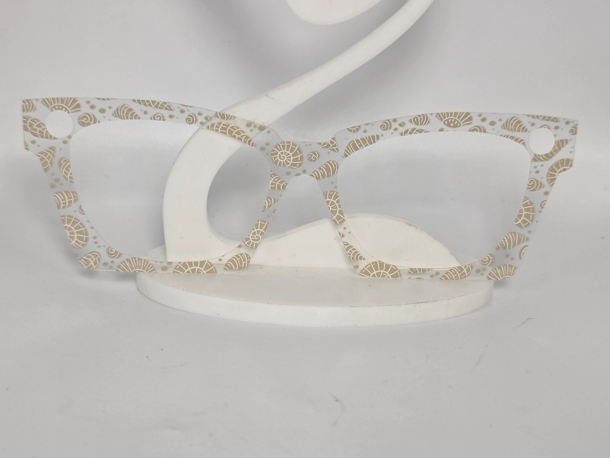 Beachcomber Finds - R3dvelvetee
