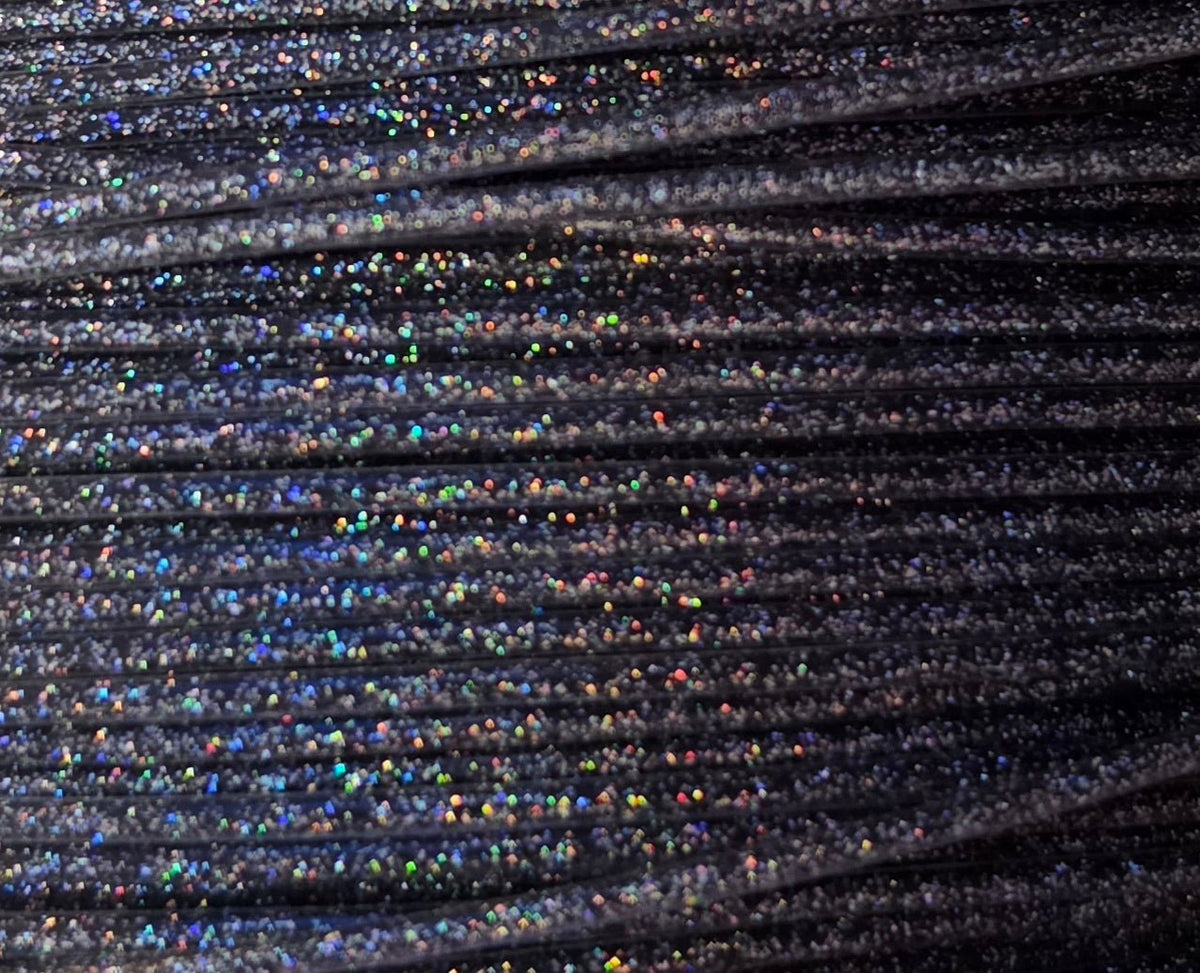 Black Holographic - R3dvelvetee