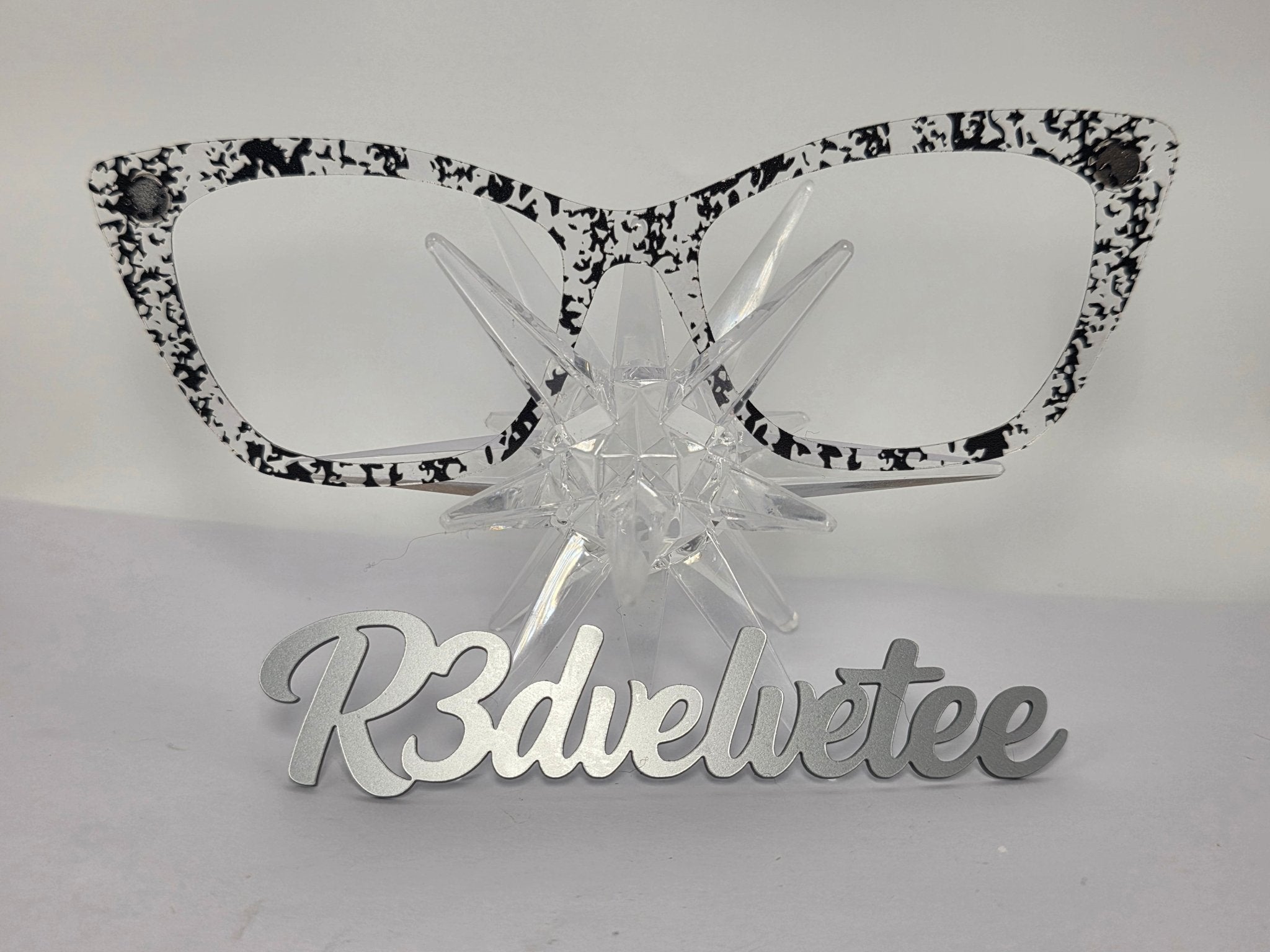 Clear Graphite - R3dvelvetee