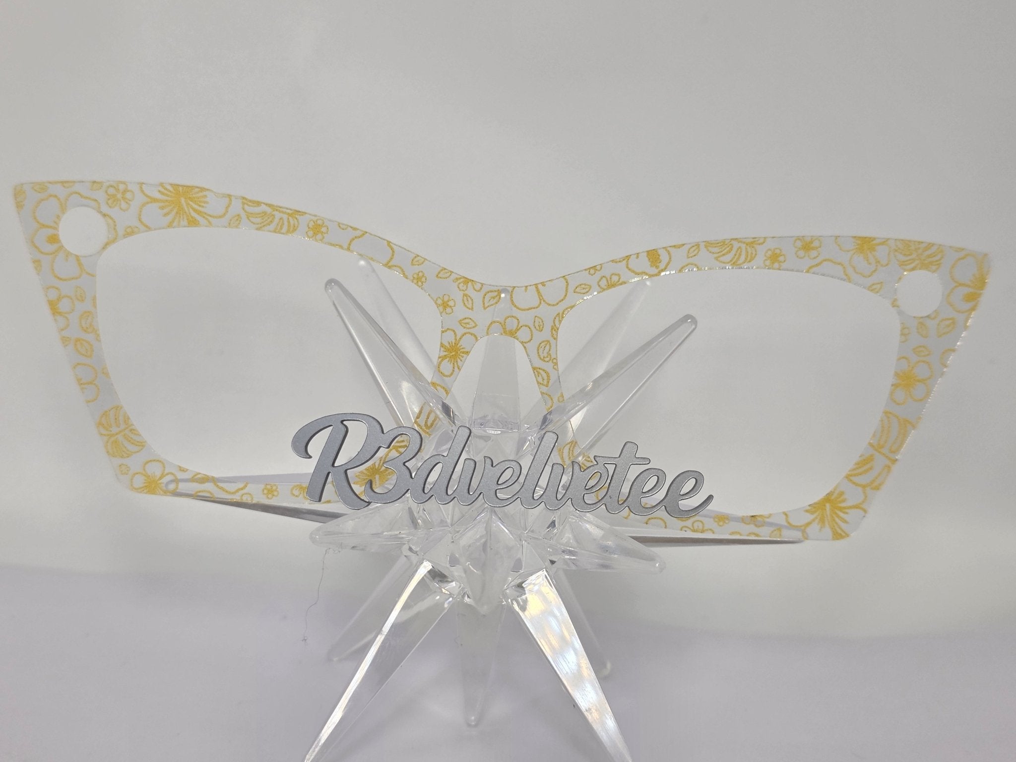 Hibiscus Outlines Topper - R3dvelvetee