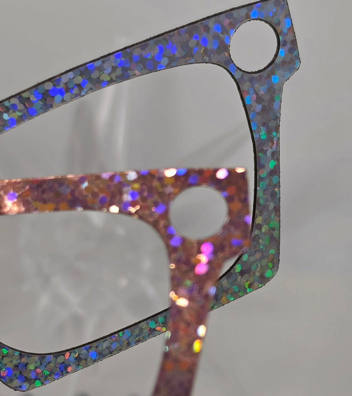 Holographic Speckles Flips - R3dvelvetee
