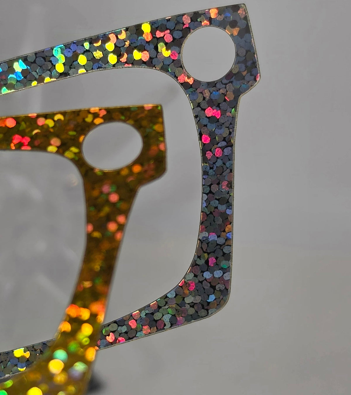 Holographic Speckles Flips - R3dvelvetee