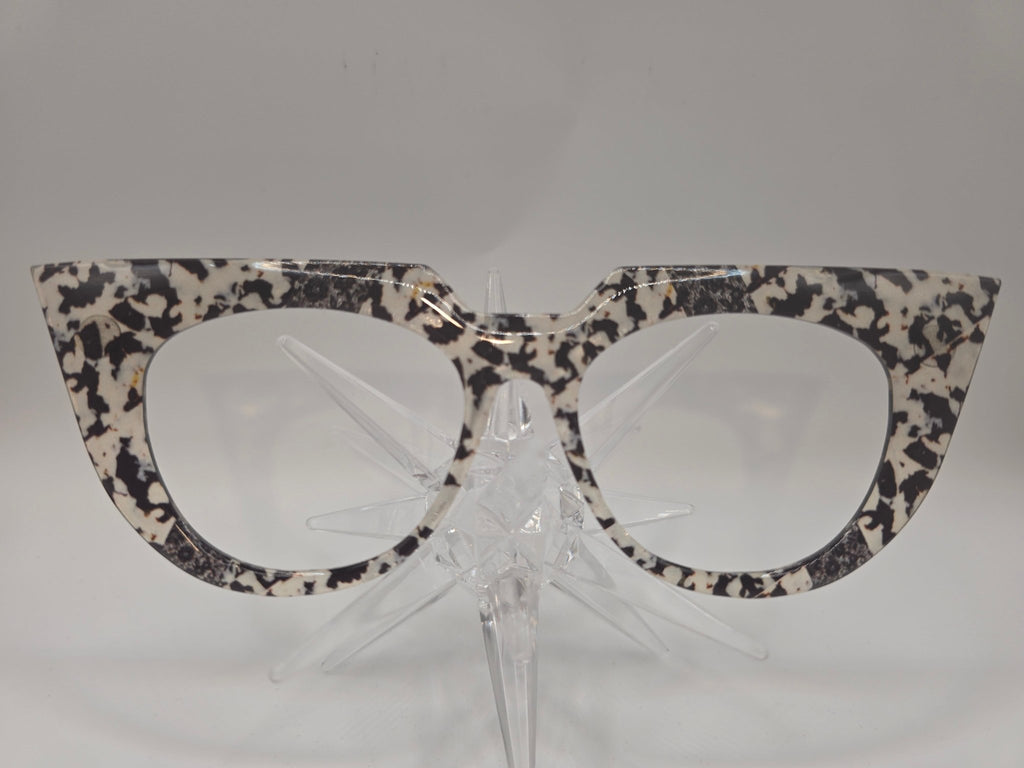 Lace n Cream - R3dvelvetee