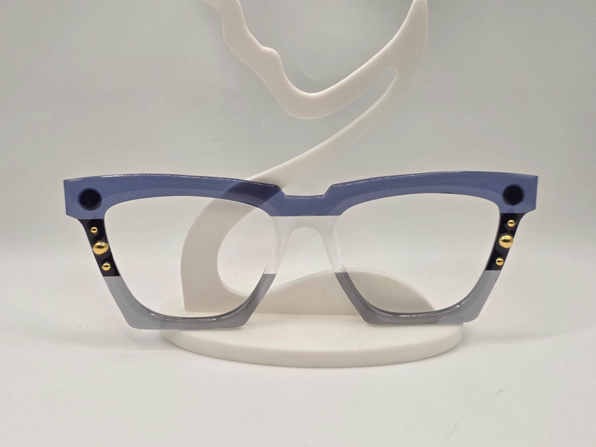 Lucida Smokey Blue - R3dvelvetee