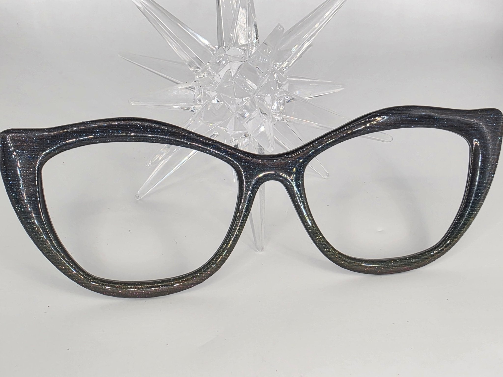 Metallic Mood - R3dvelvetee