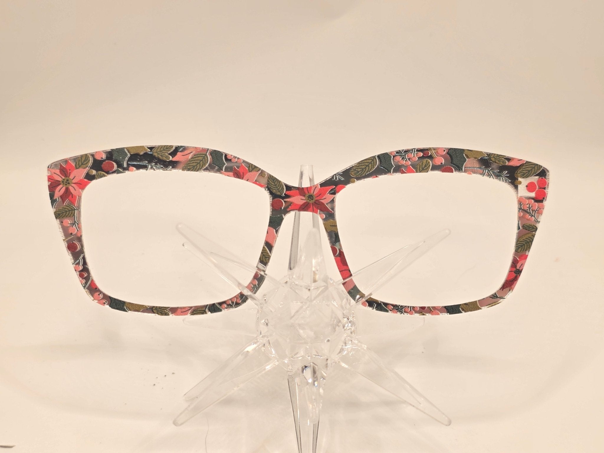 Mirrored Poinsetta - R3dvelvetee