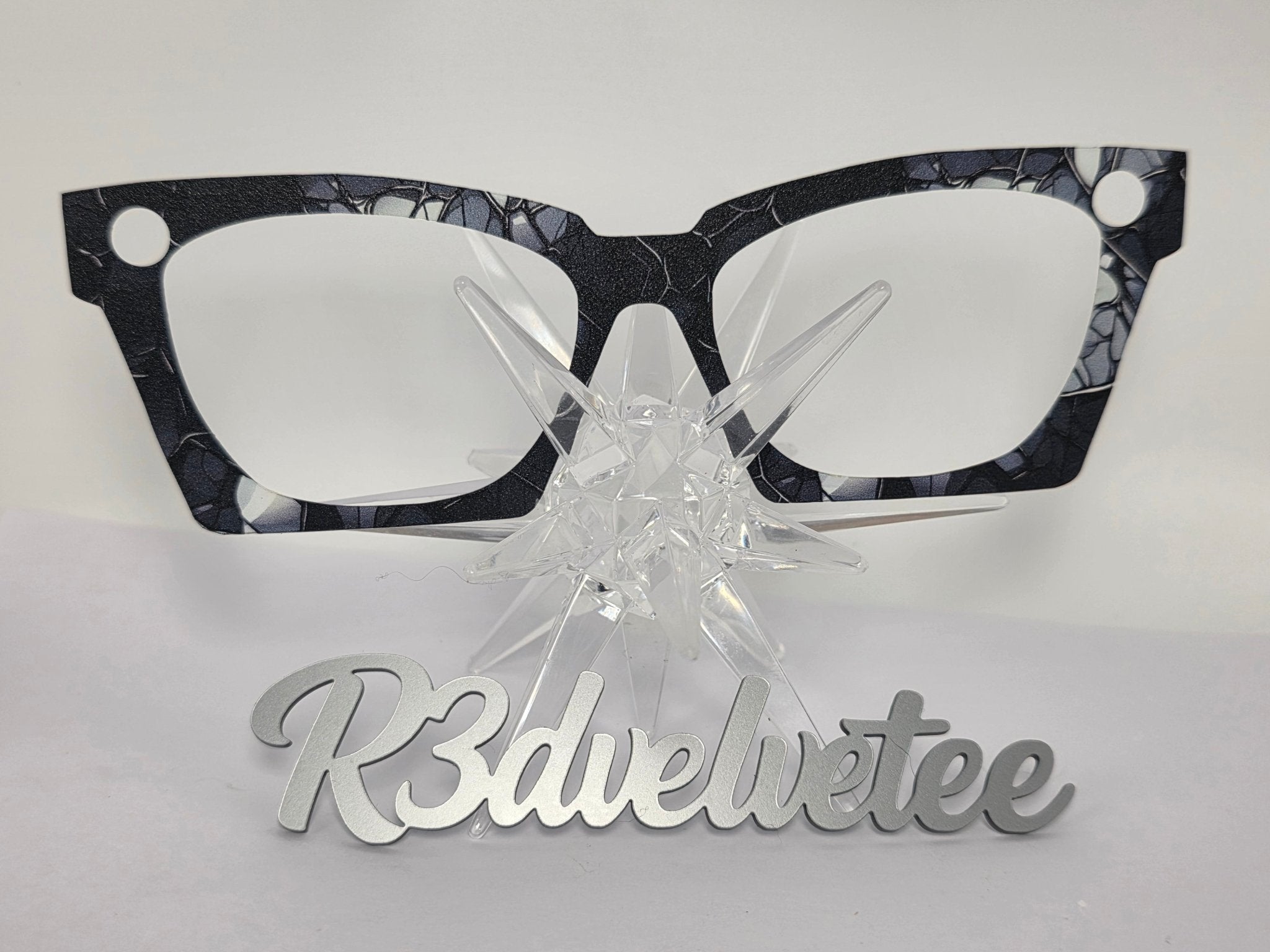 Orbit Shatter - R3dvelvetee