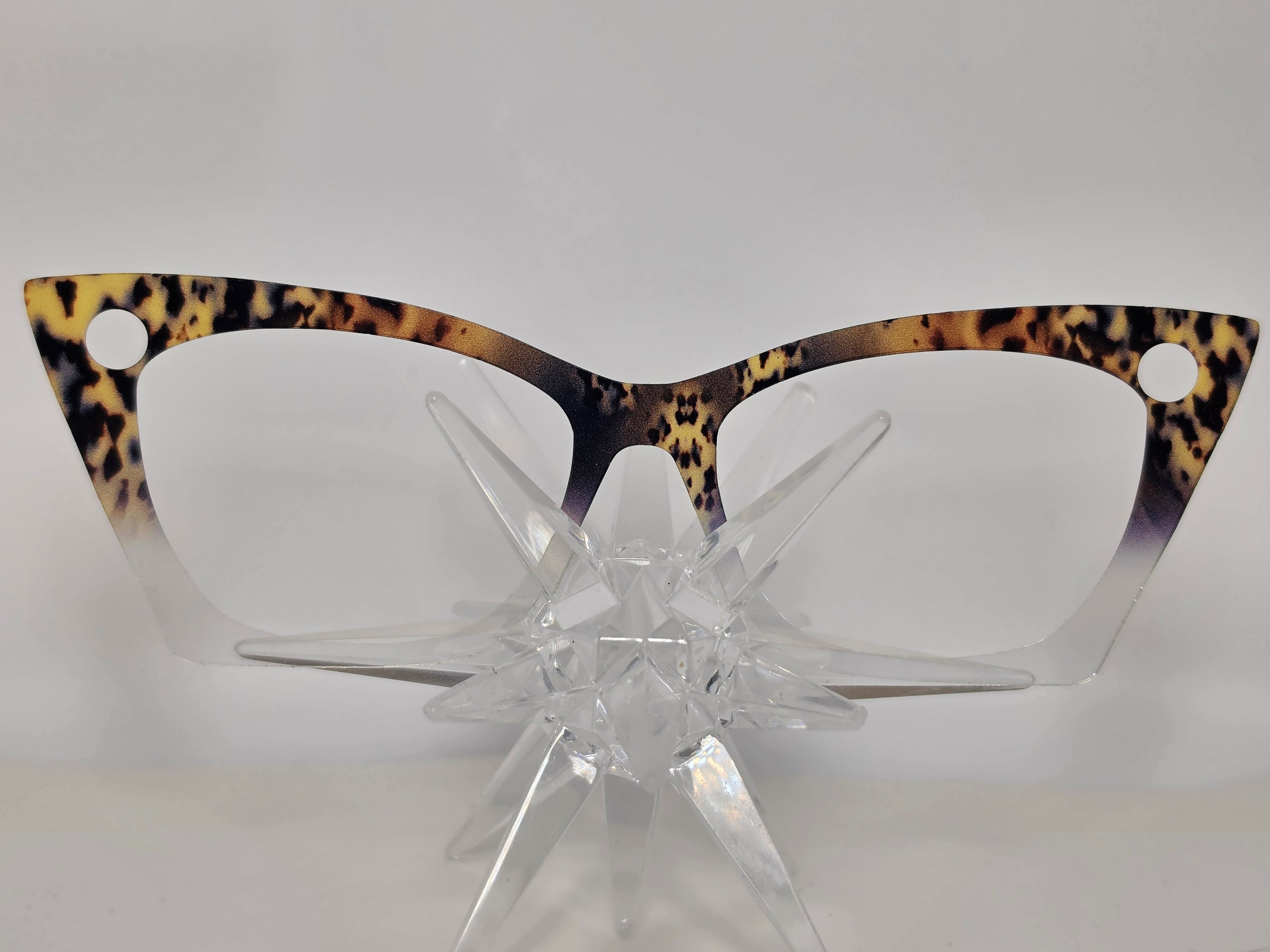 Crystal Cat-Eye Tort