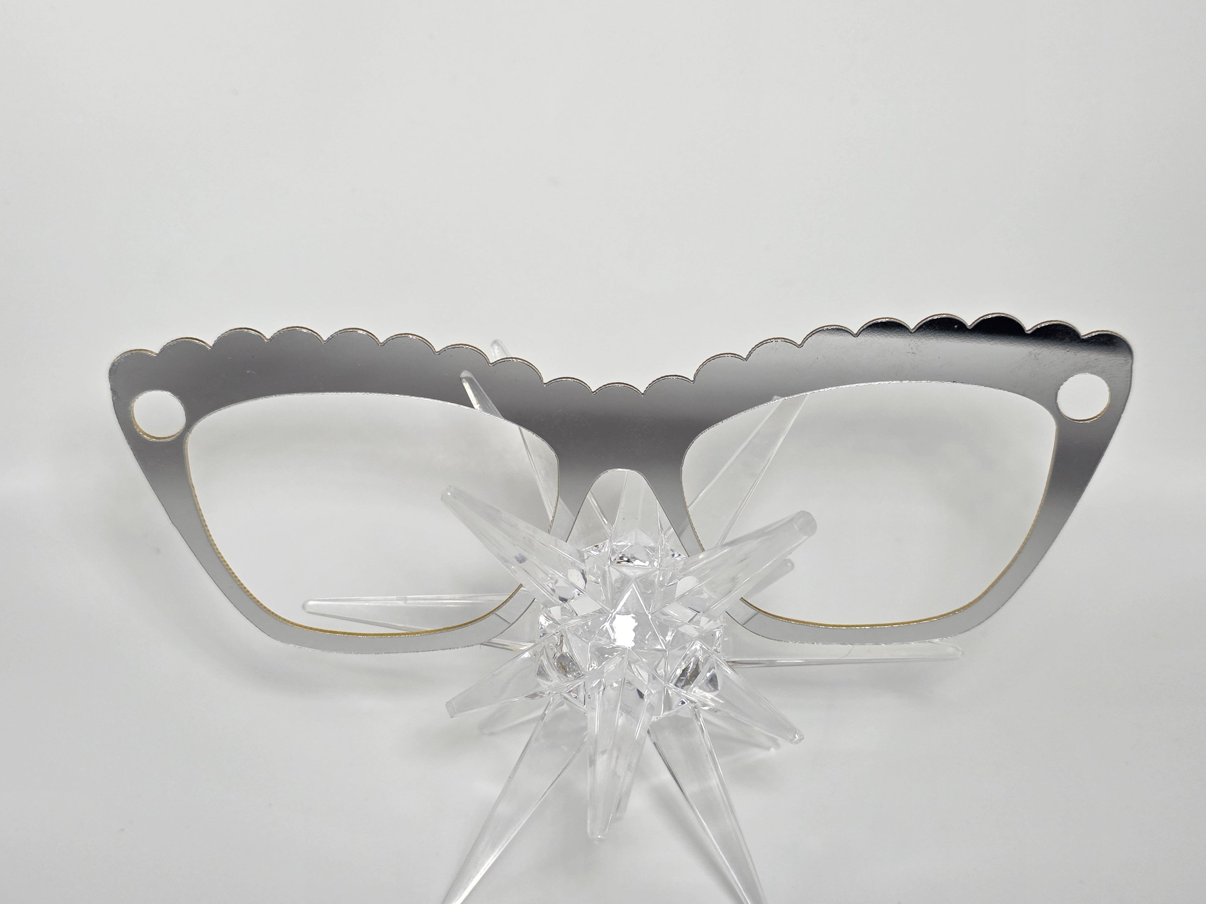 Scallops Tiara Slip