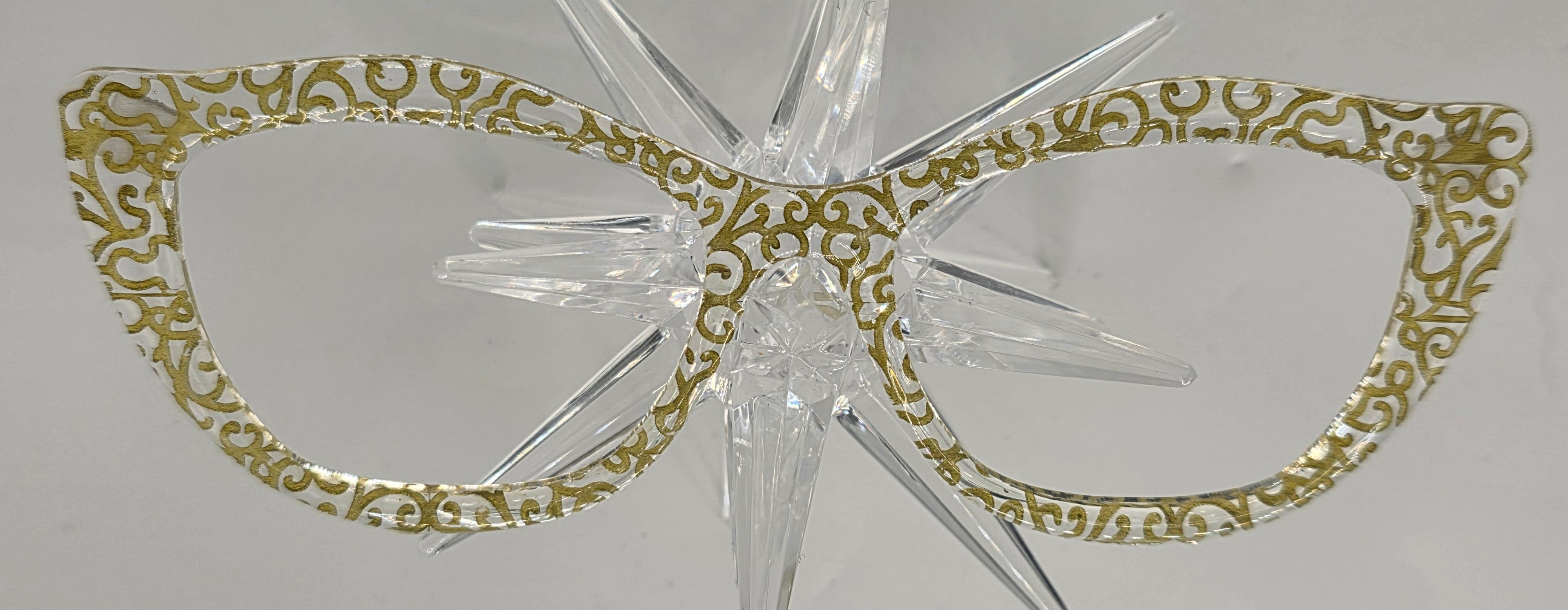 Regalia Scroll