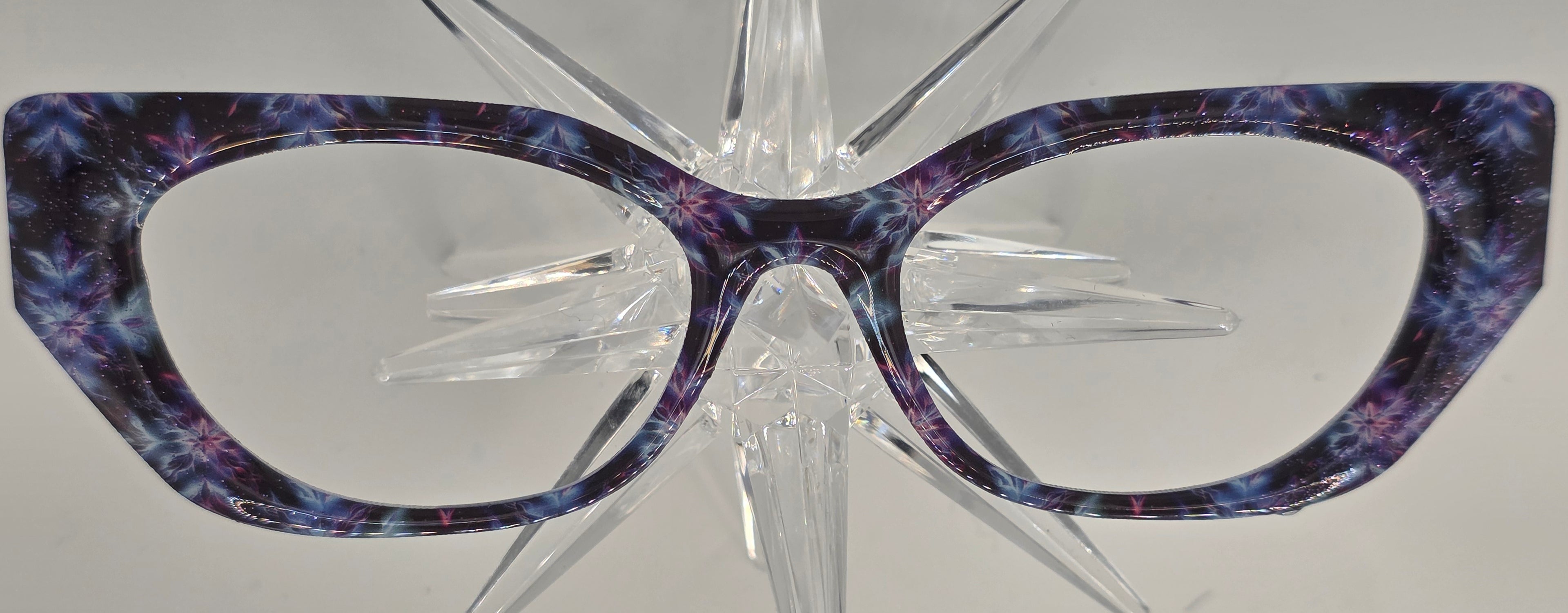 Snowflakes Aglow
