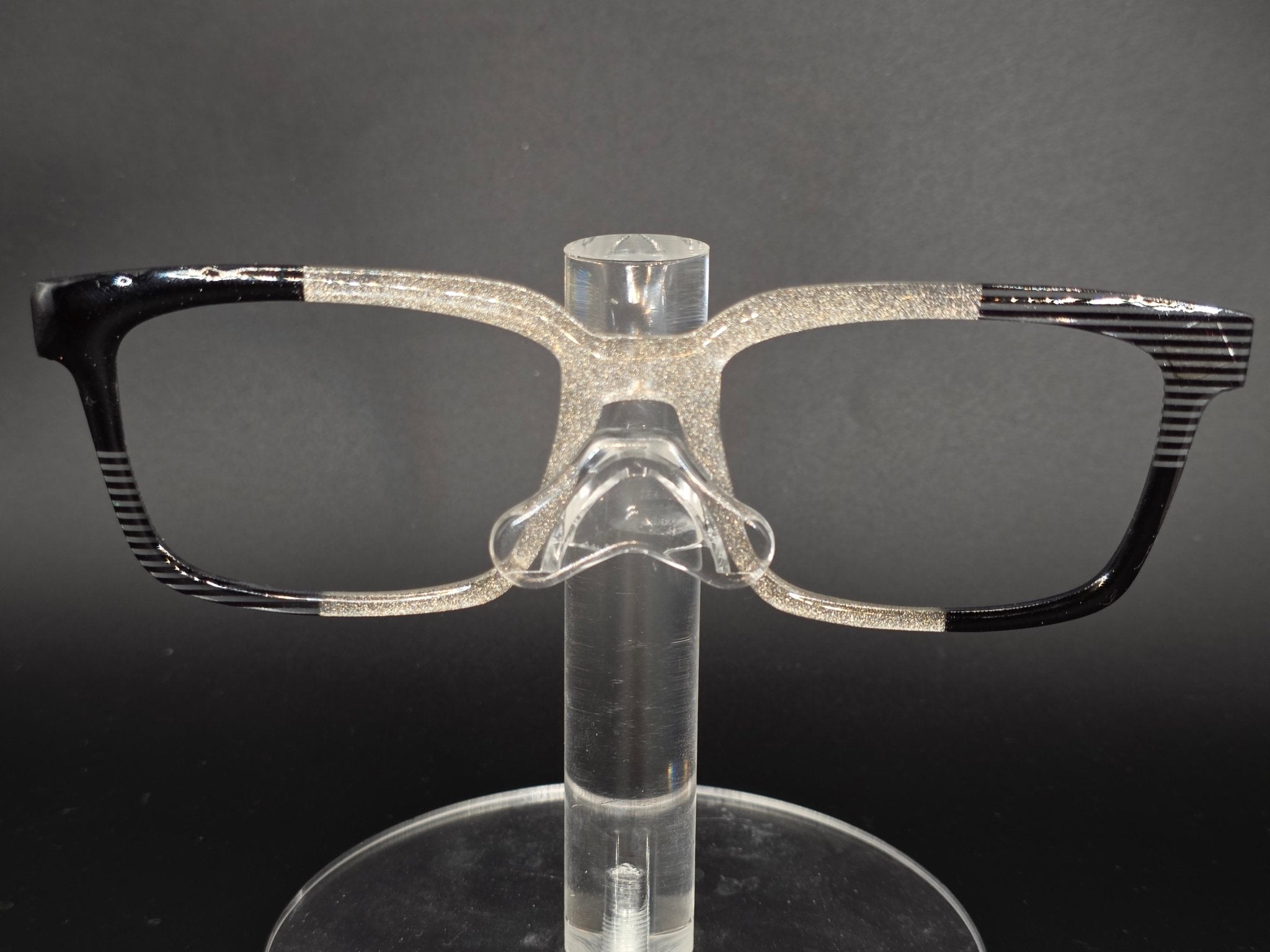Silver Dusted Cross Corners - R3dvelvetee