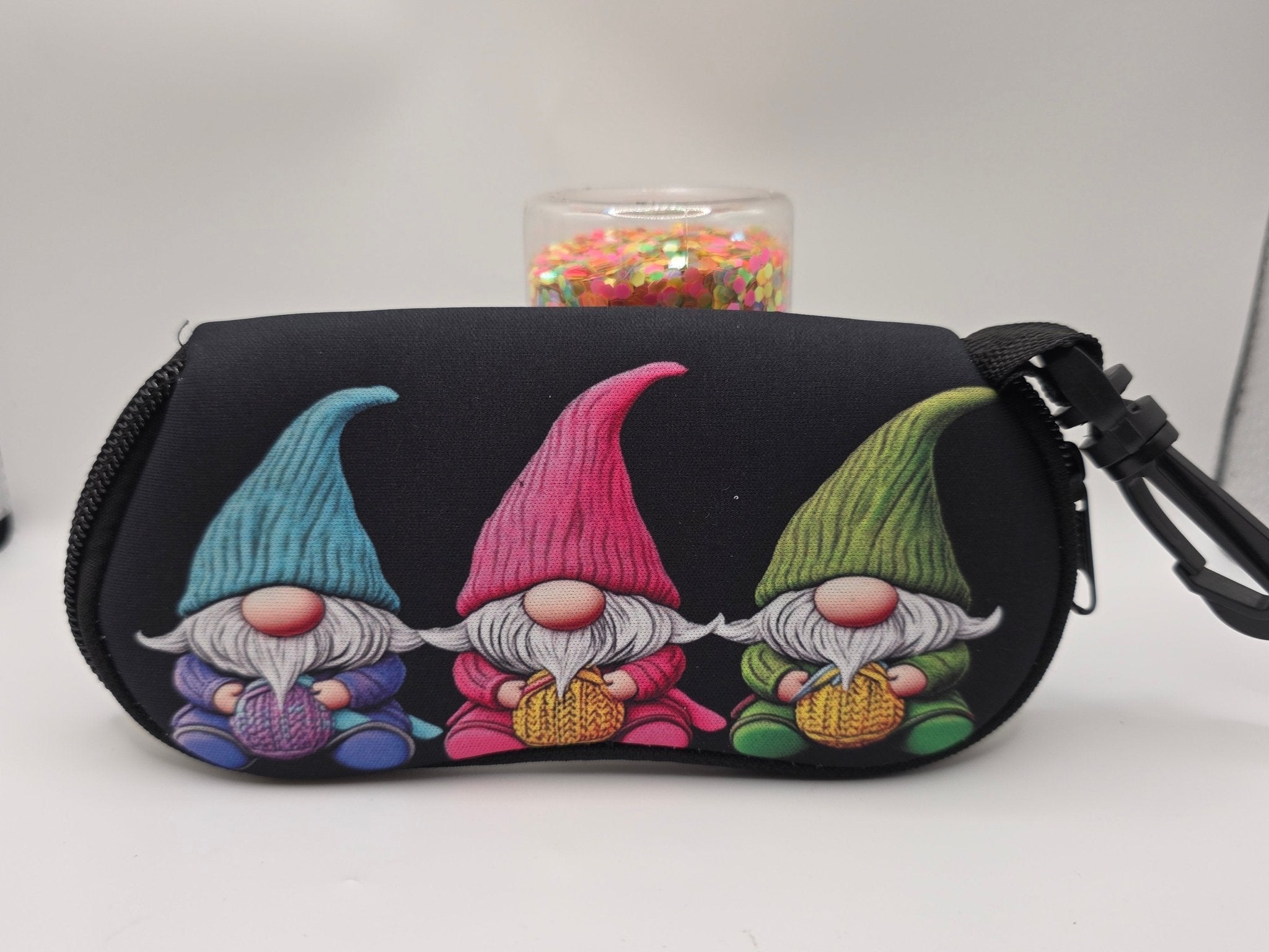 Topper Slip Glasses case - R3dvelvetee