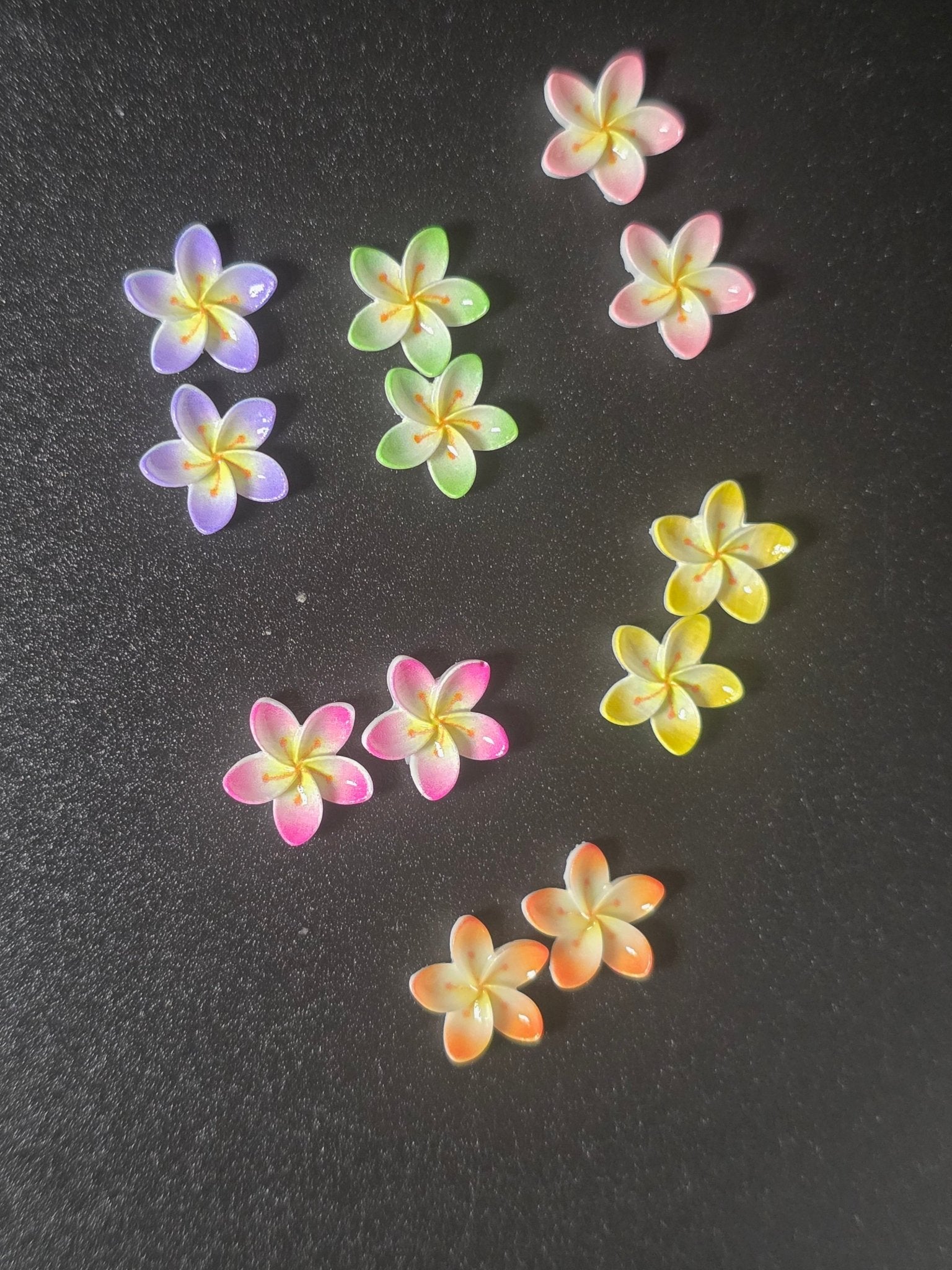 Tropical Flower Charms - R3dvelvetee